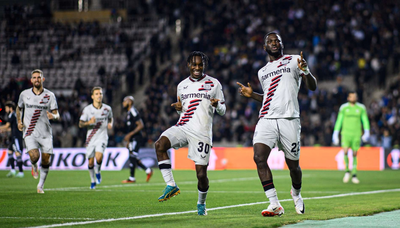 Футболисты «Байера» празднуют гол в ворота «Карабаха». Фото: оф. сайт «Байера»