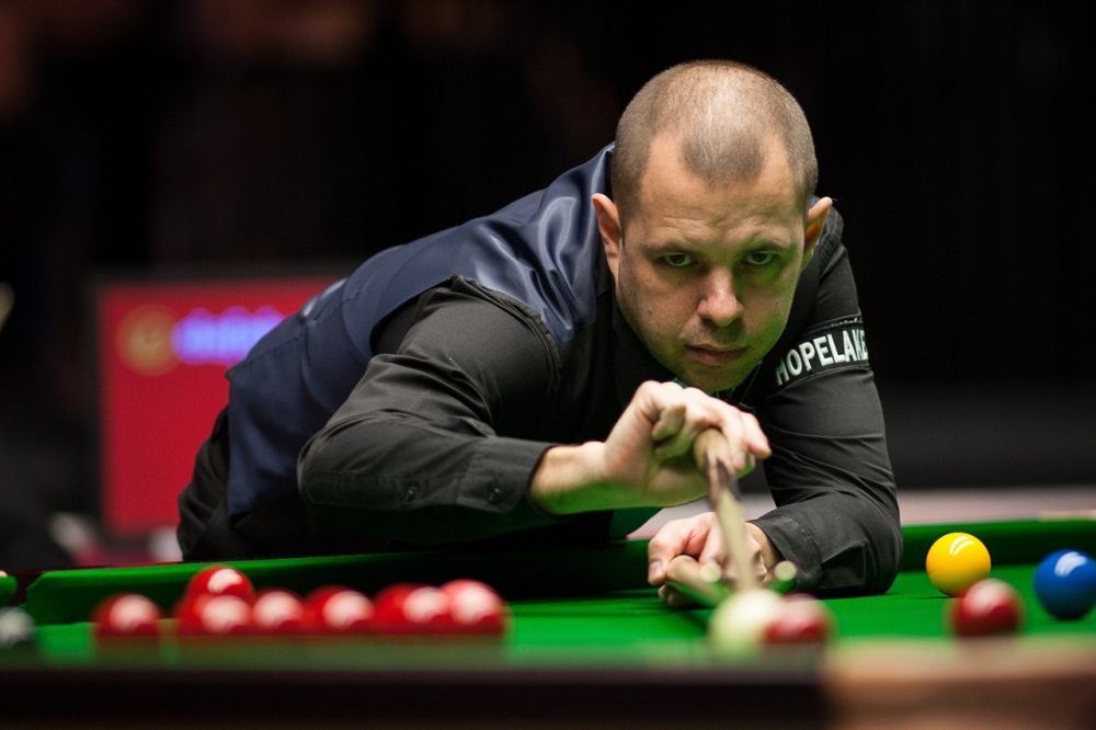 Барри Хоукинс выиграл две из последних трех очных поединков