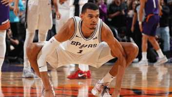Дабл-дабл Вембаньямы помог «Сан-Антонио» победить «Юту»