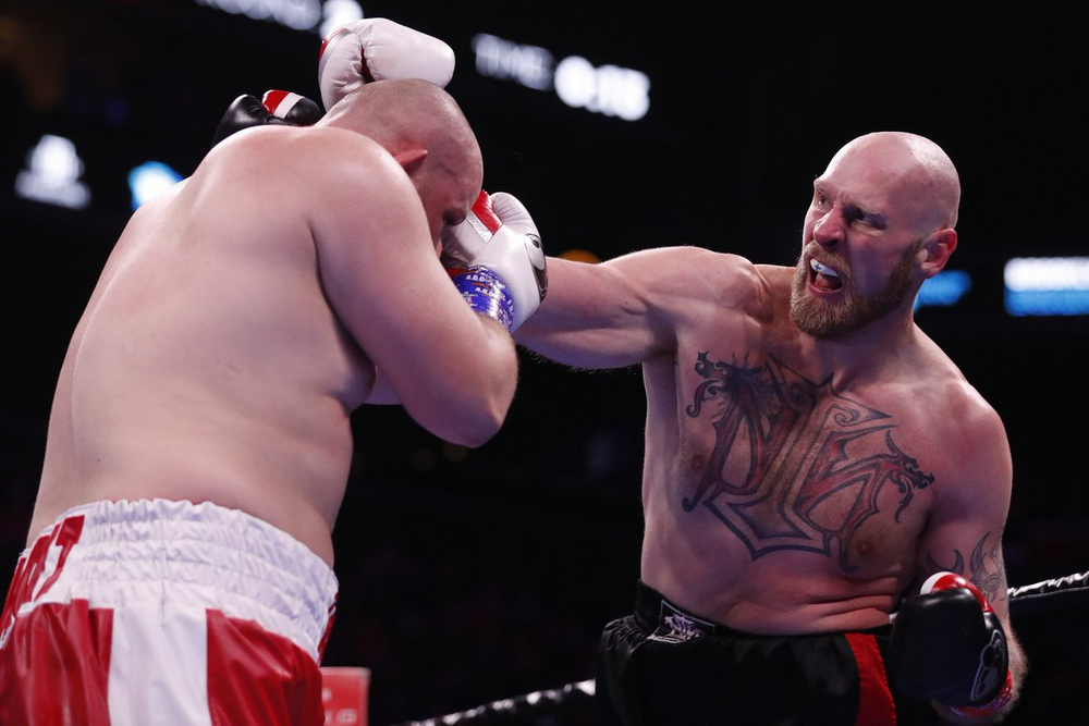 Роберт Хелениус - Адам Ковнацки