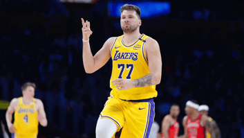 Трипл-Дабл Дончича позволил «Лейкерс» обыграть «Миннесоту»