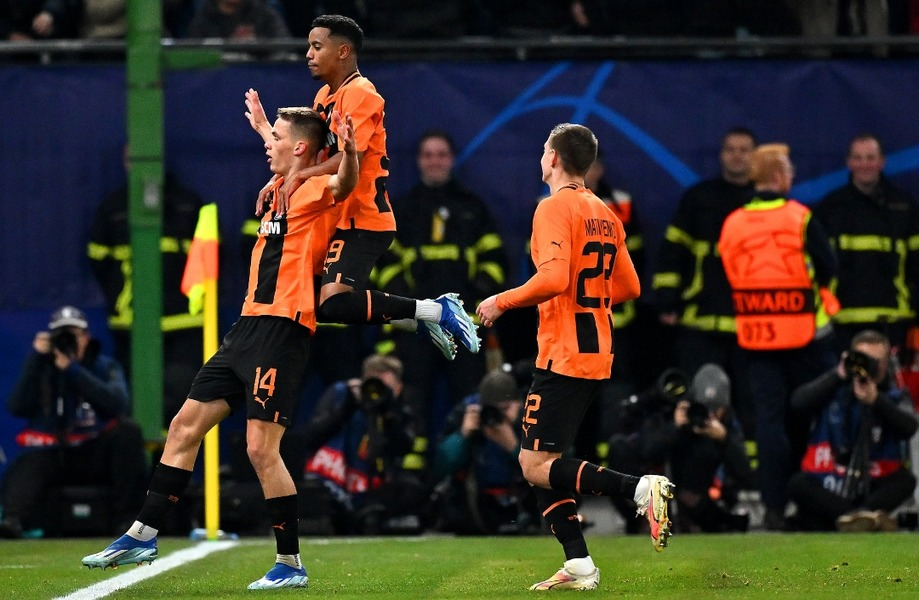 Даниил Сикан открыл счёт в концовке первого тайма. Источник фото – официальный Twitter (X) УЕФА