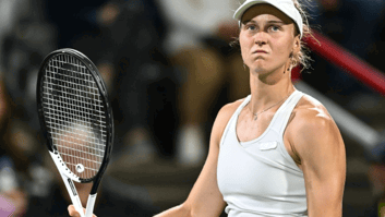 Самсонова уступила 18-летней австрийке Таггер на грунтовом корте