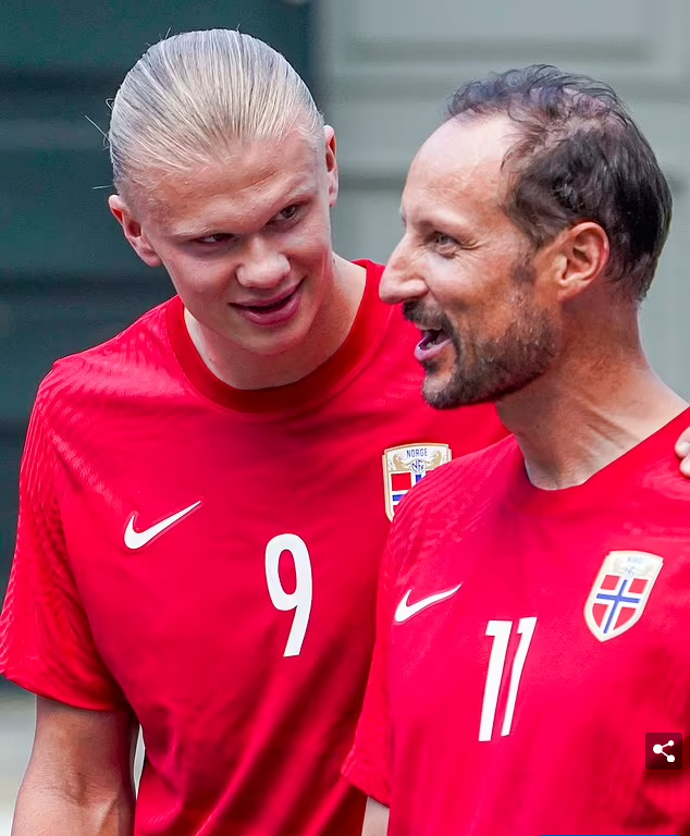 Эрлинг Холанд и наследный принц Хокон