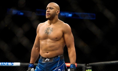 Ган победил Перейру и стал обладателем временного титула чемпиона UFC